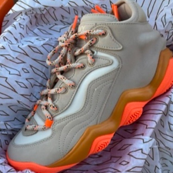 Ivy Park TT2000 sneakers - Picture 2 of 8